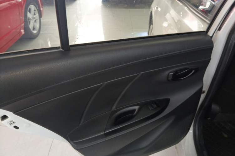 Used Toyota YARiS L 2020 1.5L CVT Leading Edition
