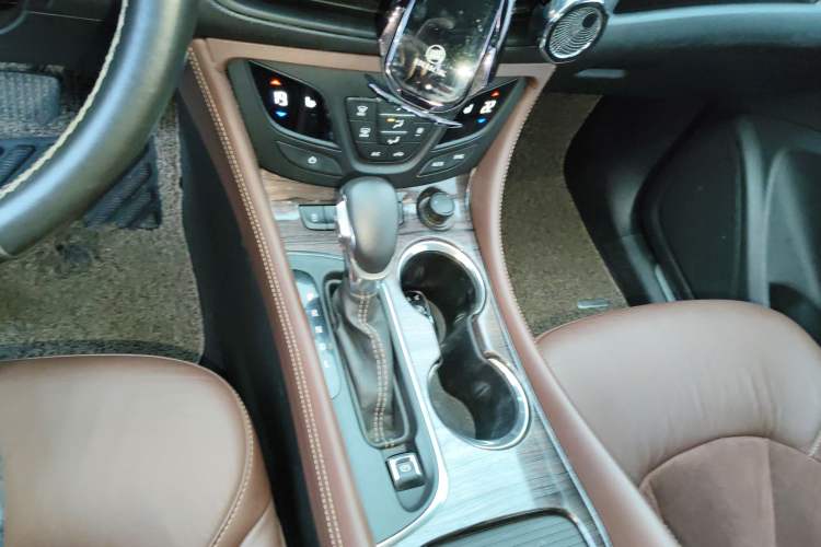 Used Buick Envision 2017 28T Four-Wheel Drive Elite Model
