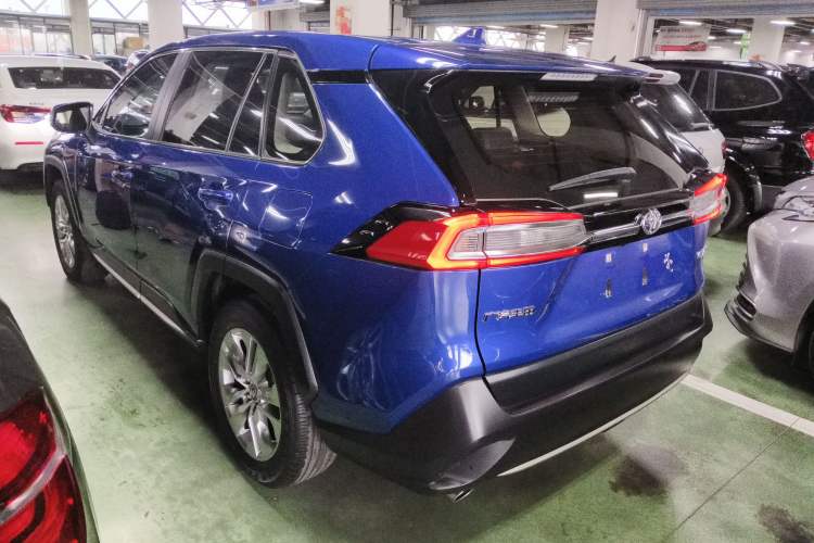 Used Toyota Wildlander 2020 2.0L CVT Two-Wheel Drive Luxury Edition
