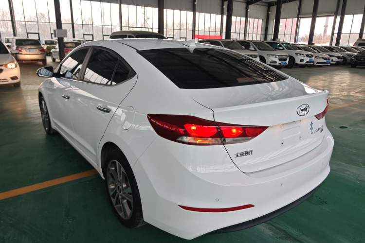 Used Hyundai Elantra 2016 1.6L Automatic ZhiXuan – Elite Version
