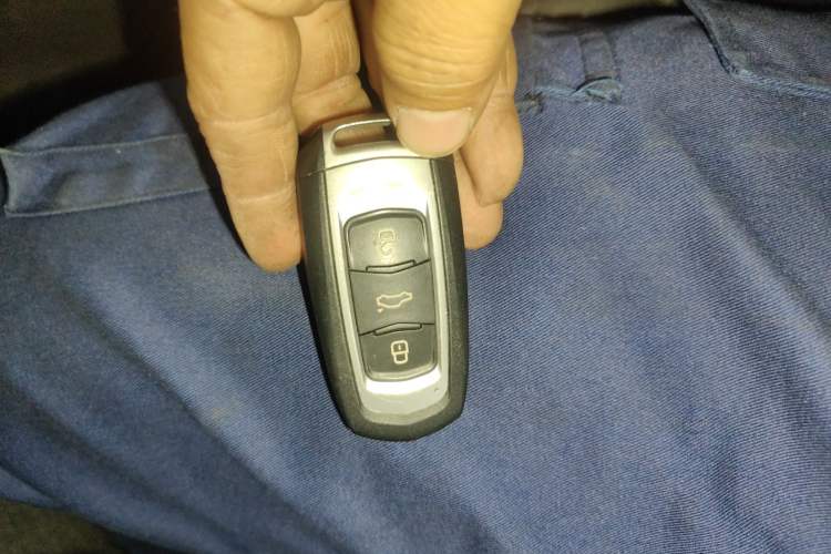 Used Geely Auto Emgrand GL 2018 1.4T DCT Prestige Smart Connectivity Version
