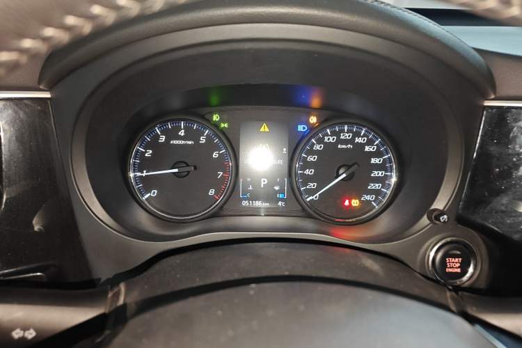 Used Mitsubishi Outlander 2019 2.0L Two-Wheel Drive Comfort Edition 5 Seats China V Standard