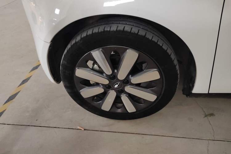 Used ORA Black Cat 2022 351 km Standard Version Ternary Lithium
