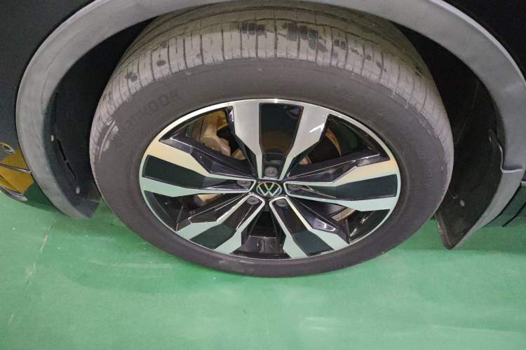 Used Volkswagen Tiguan L 2023 330TSI Automatic Two-Wheel Drive R-Line Flagship Edition