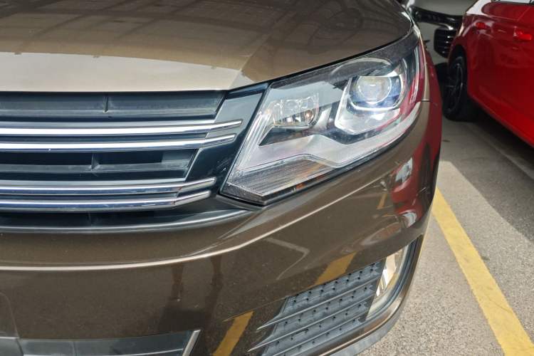 Used Volkswagen Tiguan 2015 1.8TSI Automatic Two-Wheel Drive Luxury Model
