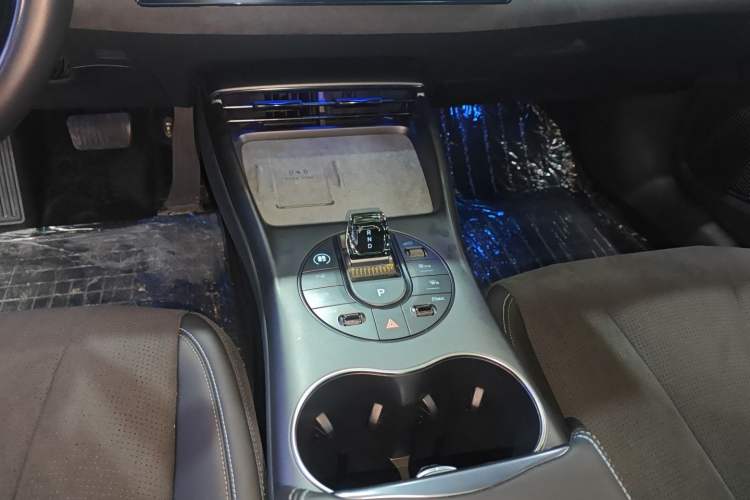 Used BYD Seal 2025 600 All-Wheel Drive Intelligent Driving Version