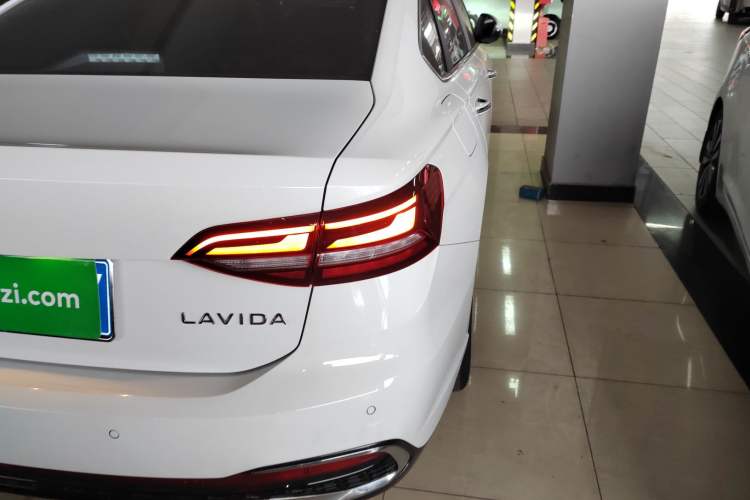 Used Volkswagen Lavida 2024 1.5L Automatic Starry Sky 5 Million Edition