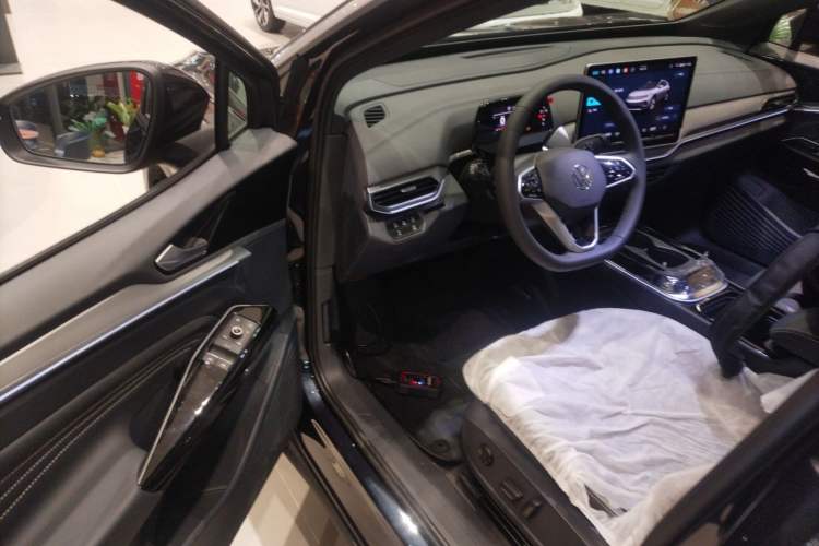 Used Volkswagen ID.4 CROZZ 
