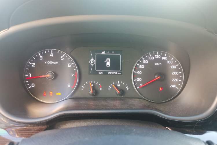 Used Kia K4 2014 1.8L Automatic GLS
