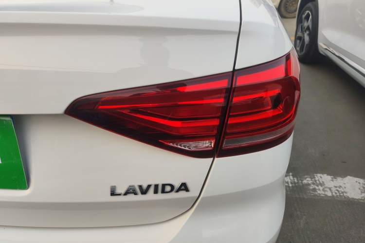 Used Volkswagen Lavida 2019 Lavida Start 1.5L Automatic Trendy Version China VI Standard