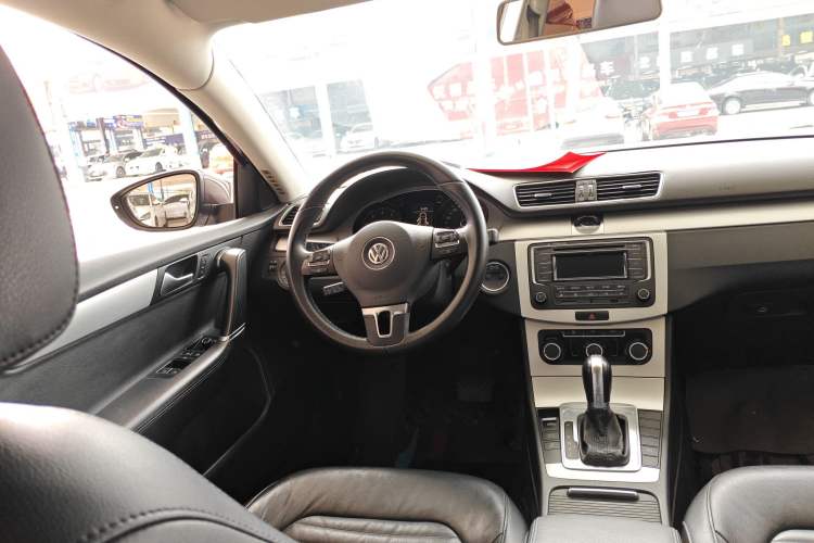 Used Volkswagen Magotan 2016 1.8TSI Smart Comfort Model
