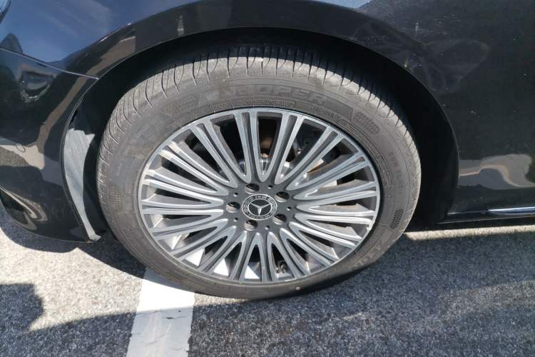 Used Mercedes-Benz E-Class 2020 Facelift E 300 L Stylish Edition
