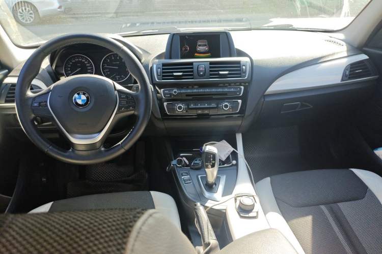 Used BMW 1 Series 2015 118i Urban Design Package
