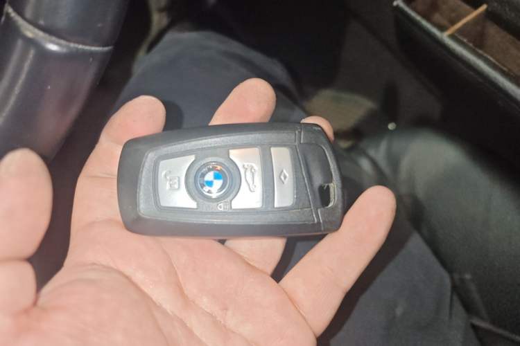 Used BMW 5 Series 2012 523Li Leading Model