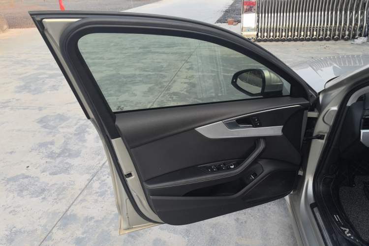 Used Audi A4L 2020 40 TFSI Fashion Dynamic Model
