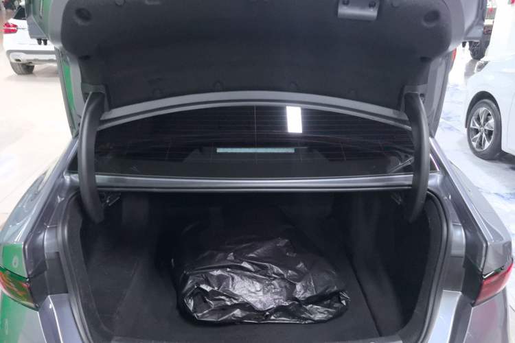 Used BYD Qin PLUS 2025 DM-i Smart Drive 55KM Leading Model
