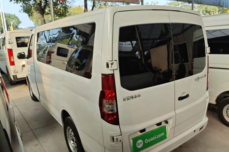 Used Chana Ruixing EM80 2025 Passenger Version Comfort Model 6 Seats 300 km Liftback Door
