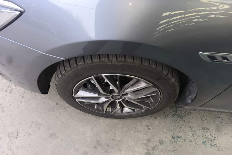 Used BYD Qin PLUS 2024 Honor Edition EV 420KM Leading Model
