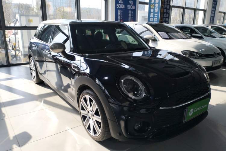 Used  Clubman 2023 2.0T COOPER S Connoisseur
