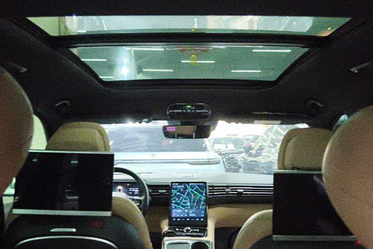 Used Nio ES8 2020 415 km Range 6-Seater Version
