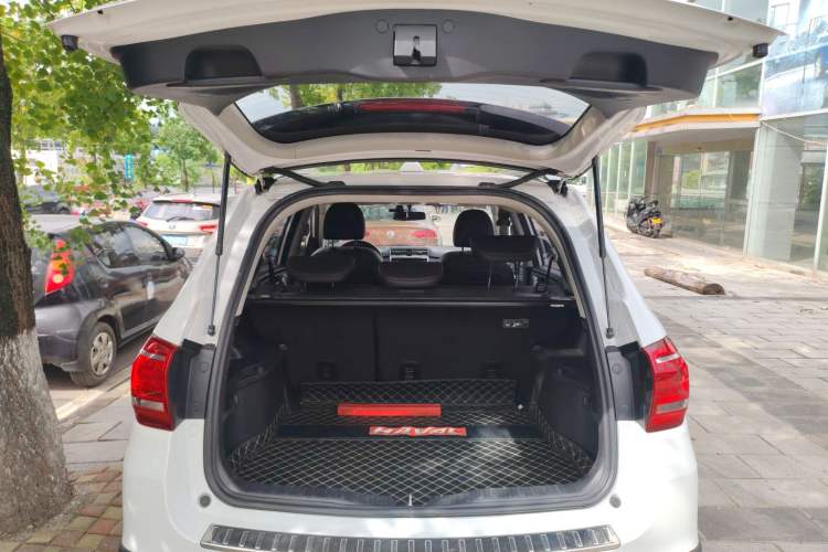 Used Haval H6 2015 Sport Edition 1.5T Automatic Two-Wheel Drive Luxury Model