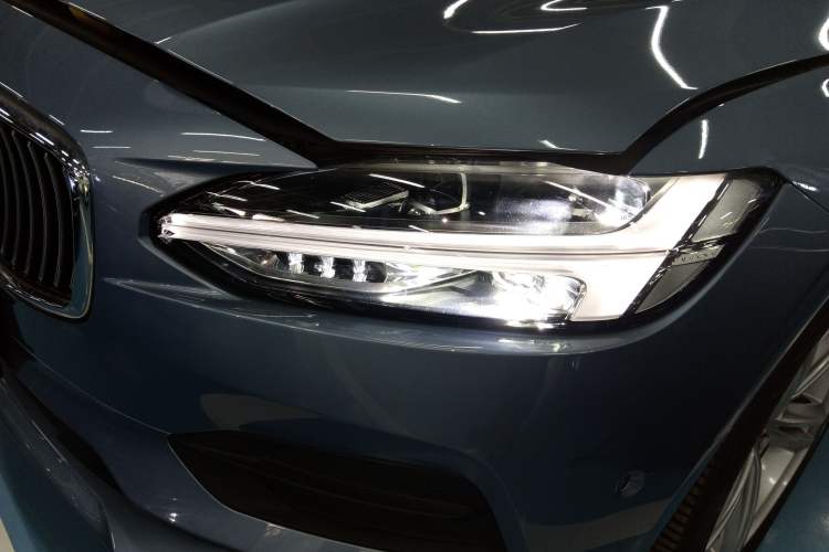 Used Volvo S90 2018 T4 Zhiyuan Edition
