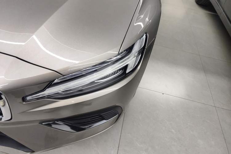 Used Volvo S60 New Energy 2022 T8 eDrive Hybrid All-Wheel Drive Smart Luxury Edition