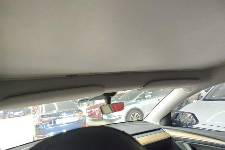 Used Tesla Model Y 2022 Rear-Wheel-Drive Version
