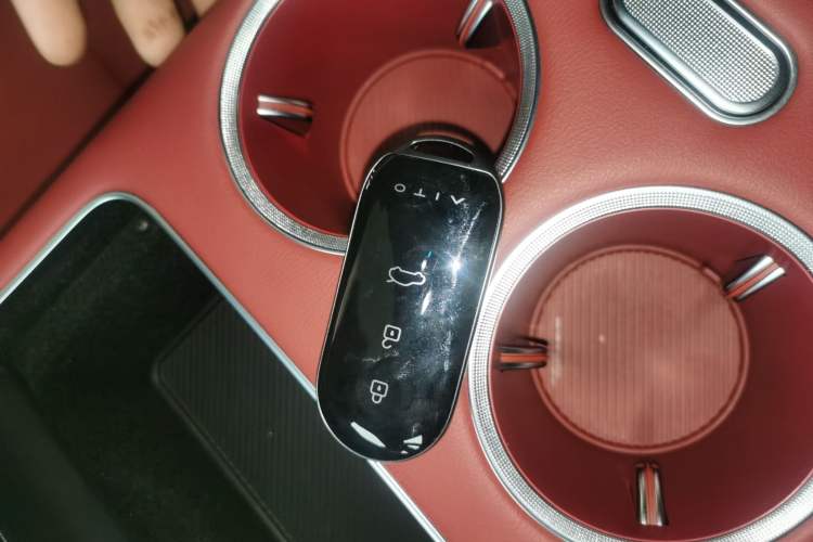 Used Hima AITO M5 2025 Extended-Range Ultra All-Wheel-Drive Version
