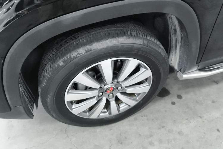 Used Roewe RX8 2019 30T Smart Connectivity Two-Wheel Drive Supreme Flagship Edition
