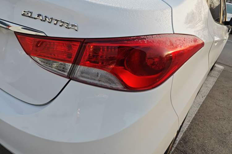 Used Hyundai Elantra 2012 1.6L Manual Fashion Edition