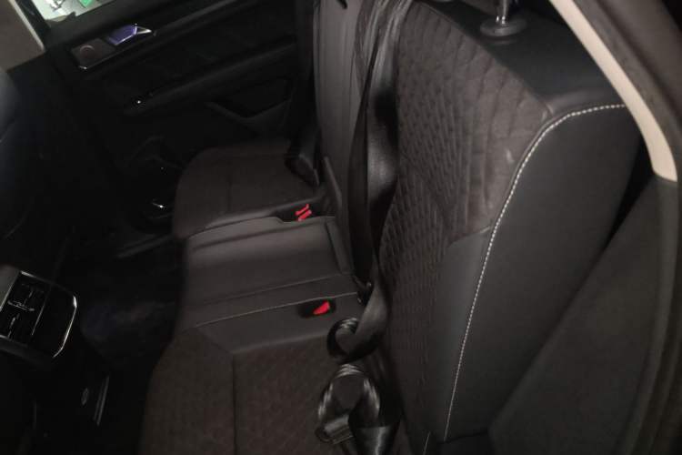 Used Volkswagen Teramont X 2020 330TSI Two-Wheel-Drive Luxury Edition
