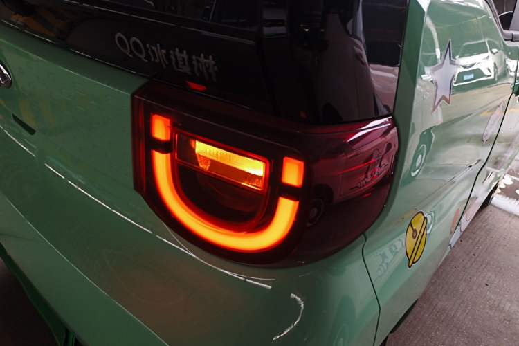 Used Chery QQ Ice Cream 2022 120km Conical Shape Lithium Iron Phosphate