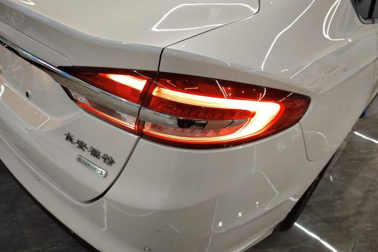 Used Ford Mondeo 2017 Restyled EcoBoost 180 Luxury Version
