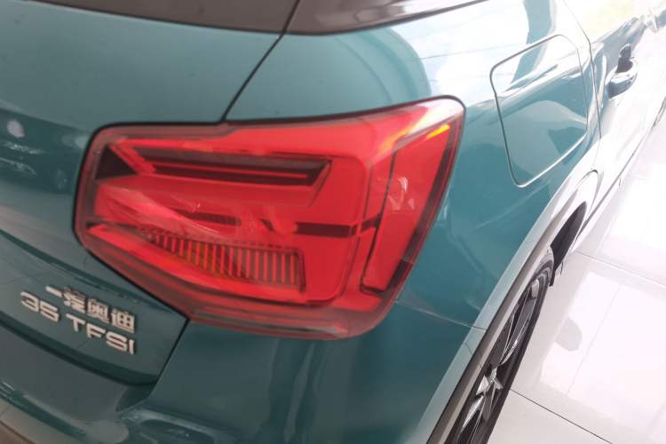 Used Audi Q2L 2018 35 TFSI Launch Exclusive Edition China V