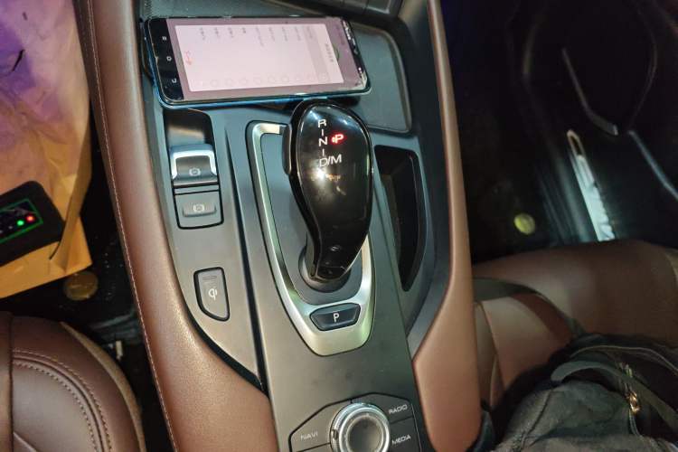 Used Haval F7 2020 2.0T Two-Wheel Drive i-Van