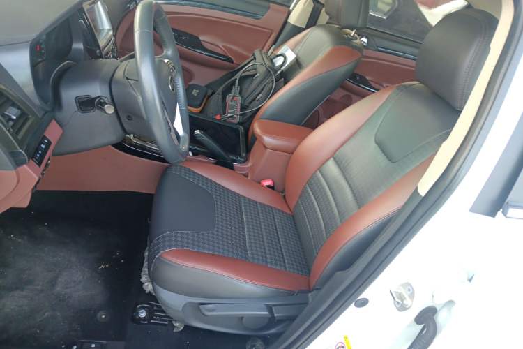 Used BYD Surui 2015 Revised Version 1.5L Automatic Luxury Edition
