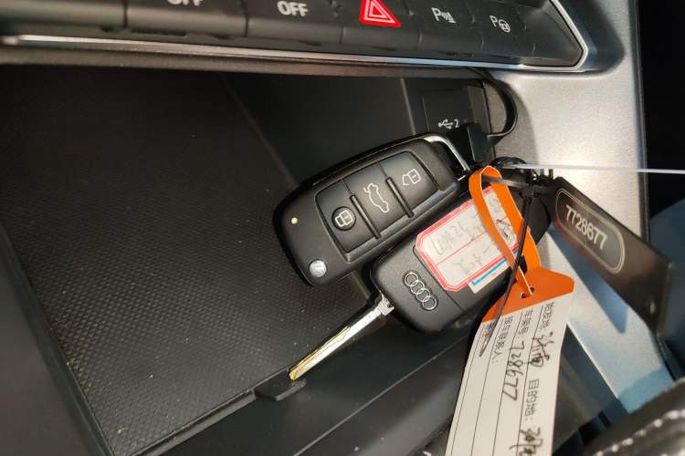 Used Audi Q3 2023 35 TFSI Fashion Dynamic Model (1.5T)
