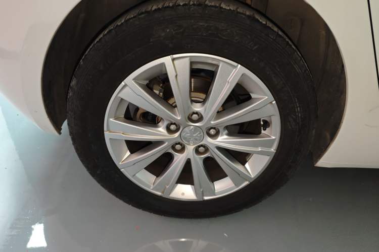 Used Peugeot 308S 2015 1.2T Automatic Jingchi Edition
