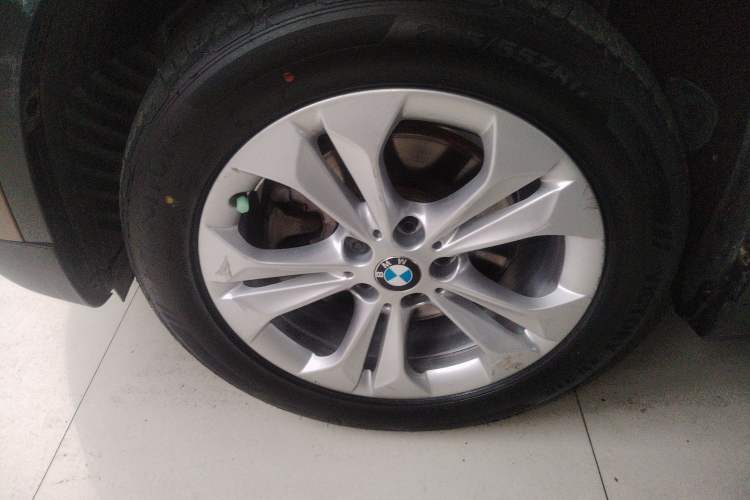 Used BMW X1 2016 sDrive18Li Premium Edition
