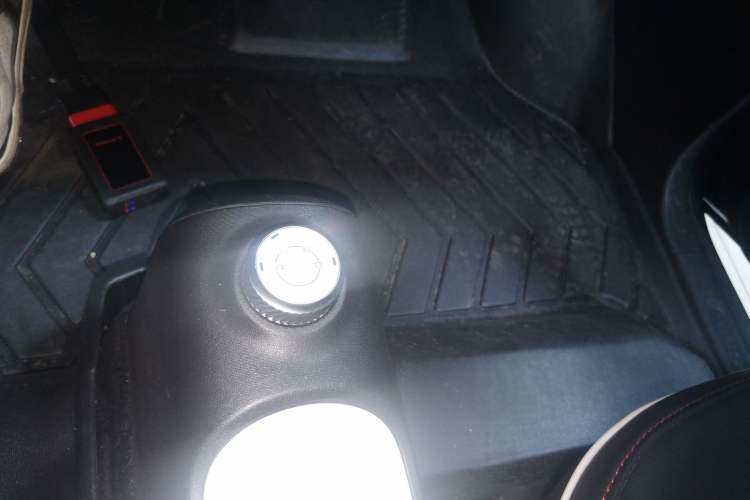 Used Wuling Hongguang MINIEV 2022 GAMEBOY 200km Gaming Edition with Lithium Iron Phosphate
