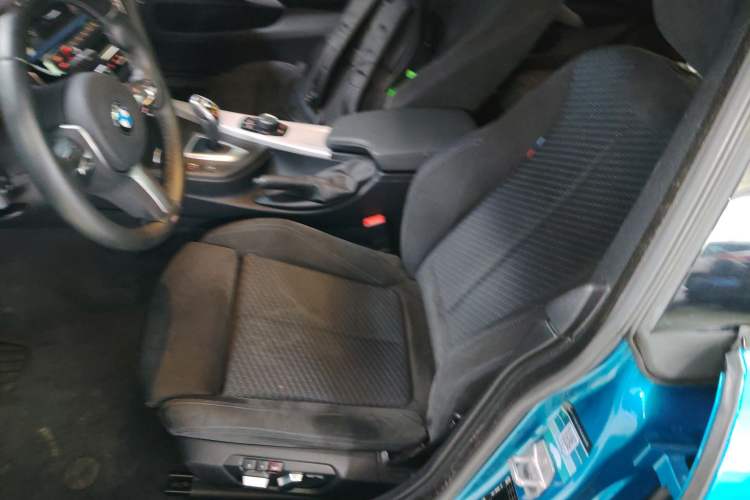 Used BMW 4 Series 2017 425i Gran Coupe Leading Model with M Sport Package
