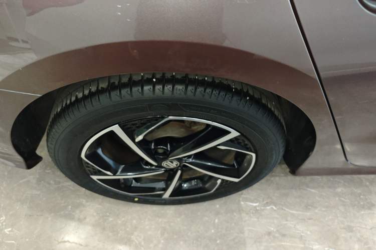 Used MG 5 2021 300TGI DCT Elegant Luxury Edition
