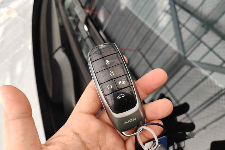 Used AION Y 2023 Younger
