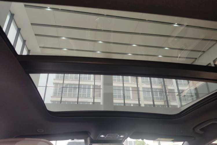 Used BYD Han 2025 EV with 701 km of Laser Radar-Enabled Intelligent Driving