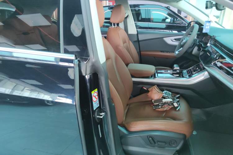 Used Audi Q8 2019 45 TFSI Luxury Prestige Edition
