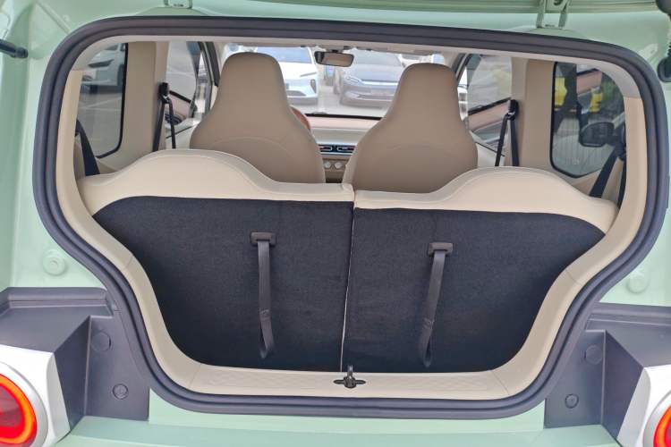 Used Wuling Hongguang MINIEV 2024 3rd Generation 215km Youth Edition
