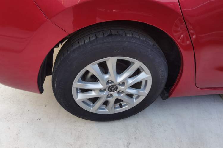 Used Mazda Mazda 3 Axela 2017 Sedan 1.5L Automatic Luxury Model Emission Standard China V
