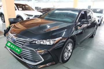 Used Toyota Avalon 2019 Dual-Engine 2.5L Luxury Edition China VI Standard