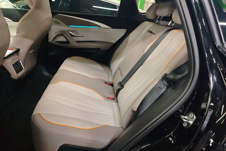 Used BYD Song Pro New Energy 2024 HONOR Edition DM-i 110KM Excellence Model
